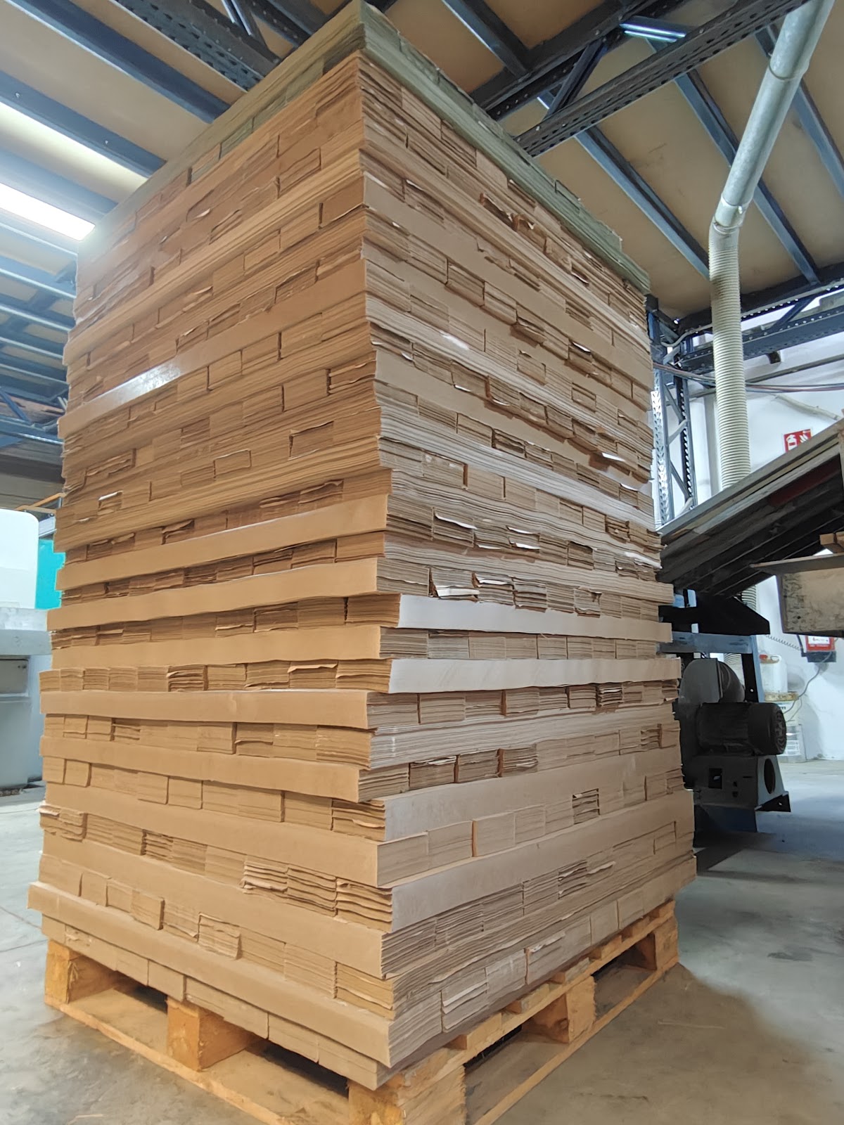 Compact Cardboard Pallet Runners — 1 pallet StockLot (~400 units)